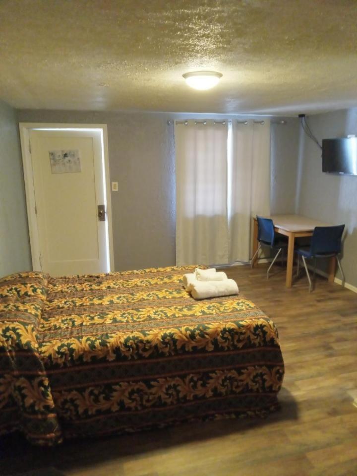 Ranch Motel Colorado Springs Zewnętrze zdjęcie